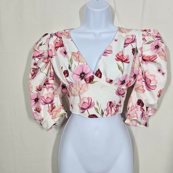 Carol Ginter White and Pink Floral Crop Top Size Small - Picture 1 of 6